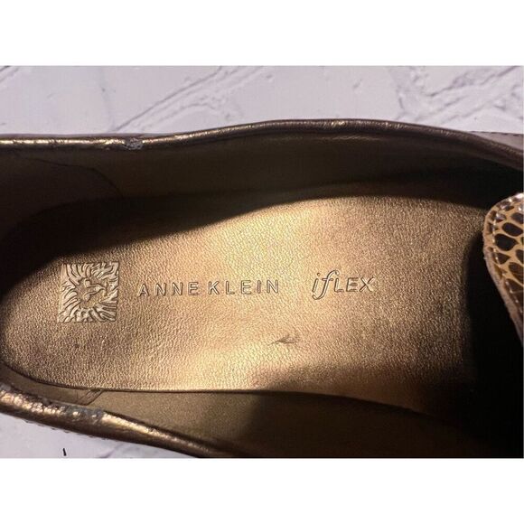 Anne Klein 6 Snake Embossed Leather Loafers Brown Metallic Iflex Comfort Shoe - Picture 7 of 9